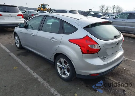 2014 Ford Focus Se z USA, uszkodzony, nr VIN 1FADP3K28EL188811